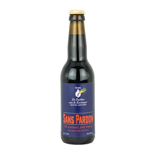 Bottle of Sans Pardon beer with a blue label on a white background